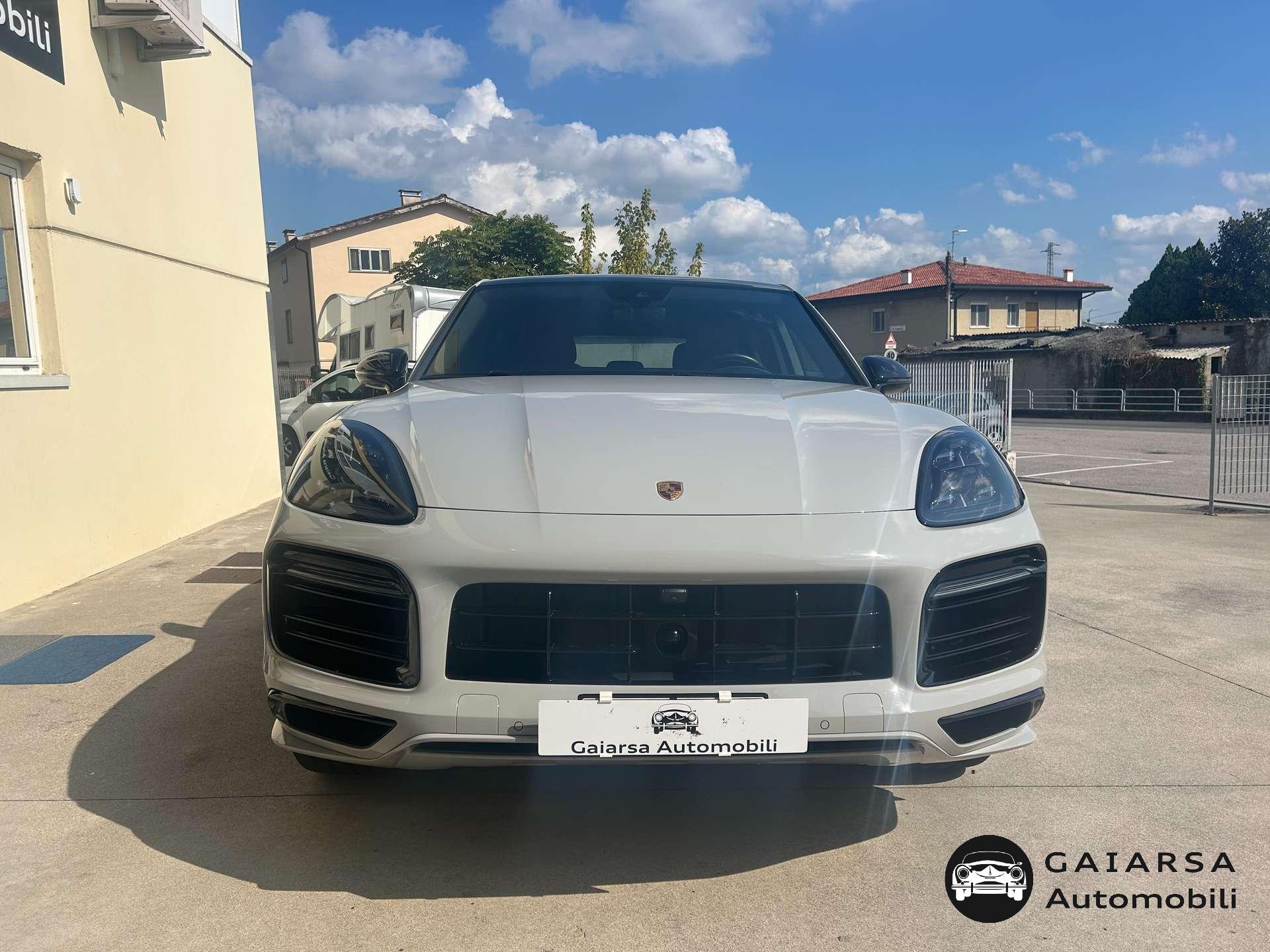 Porsche Cayenne  Cayenne Coupe 3.0 e-hybrid Platinum Edition