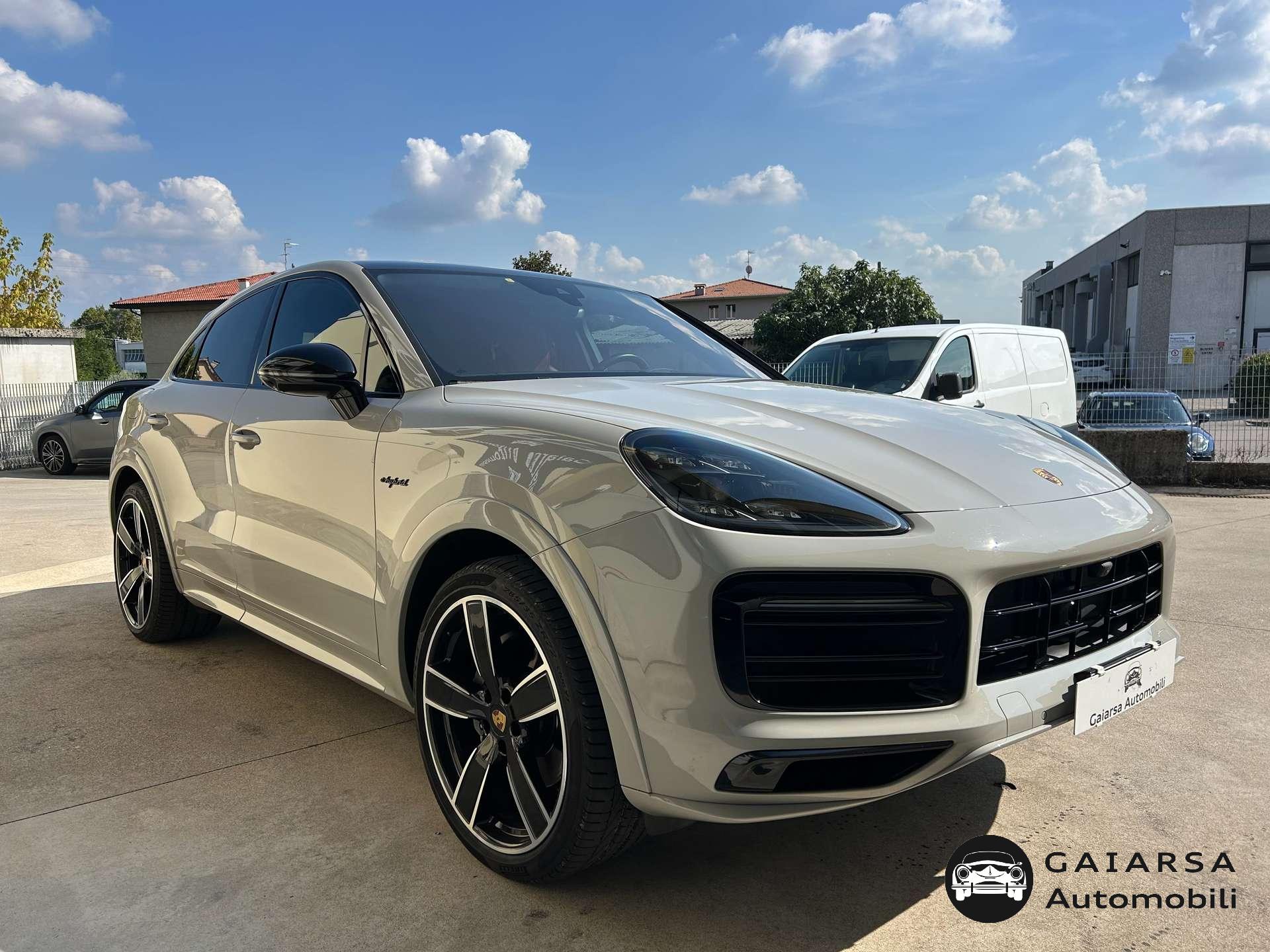 Porsche Cayenne  Cayenne Coupe 3.0 e-hybrid tip