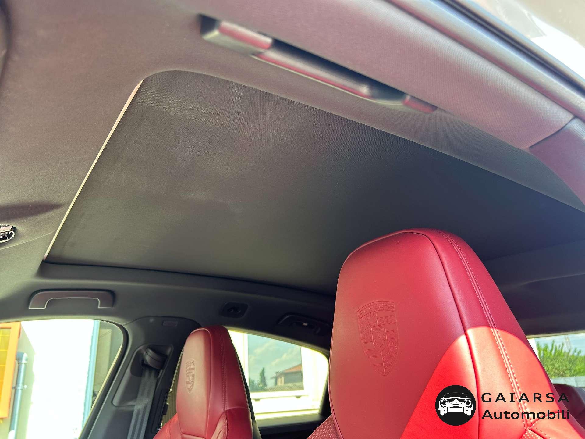 Porsche Cayenne  Cayenne Coupe 3.0 e-hybrid tip