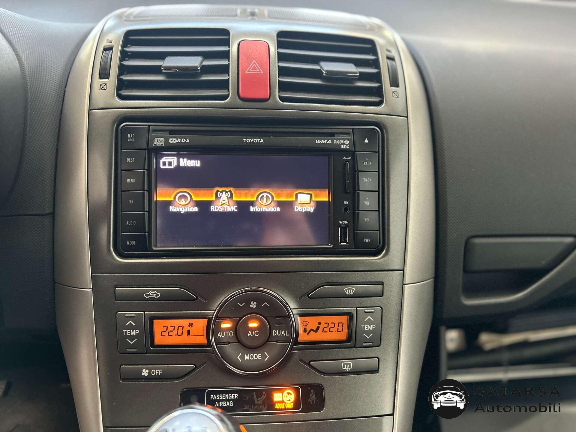 Toyota Auris  Auris 5p 1.3 dual Sol