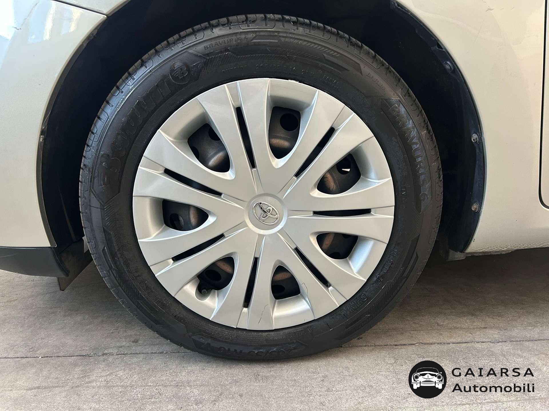 Toyota Auris  Auris 5p 1.3 dual Sol