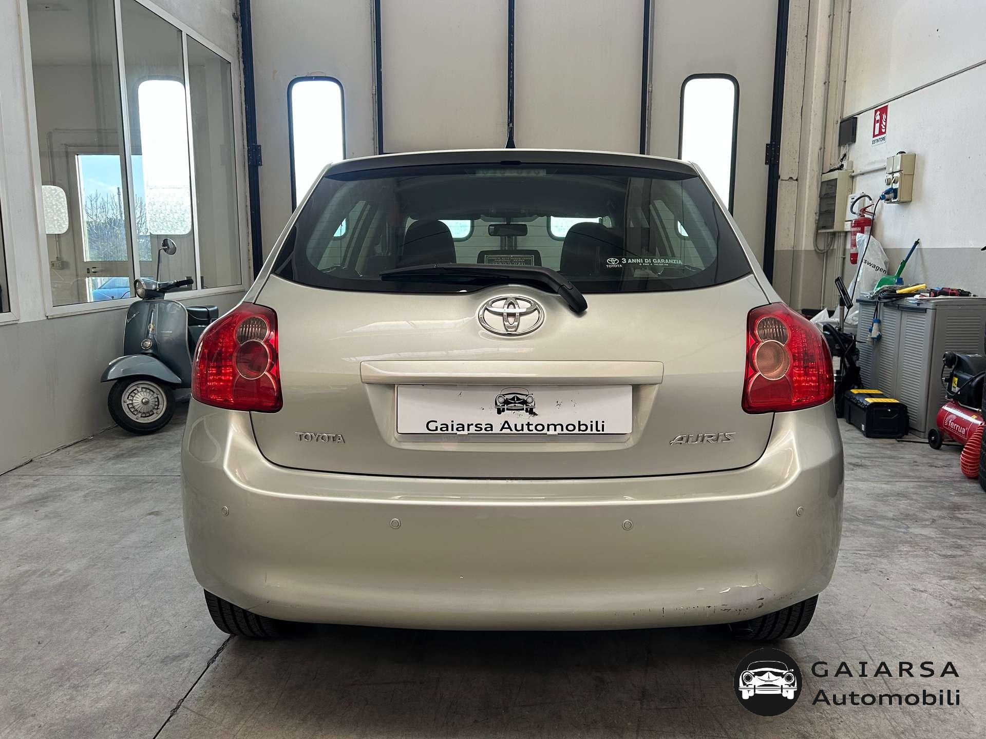 Toyota Auris  Auris 5p 1.3 dual Sol