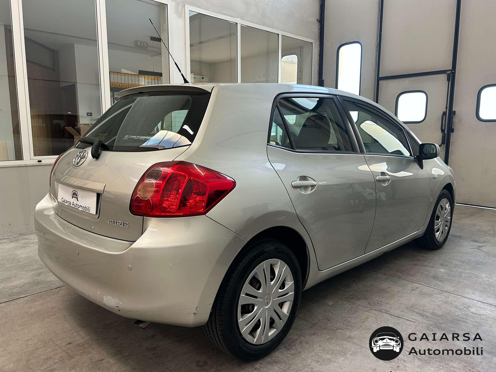 Toyota Auris  Auris 5p 1.3 dual Sol