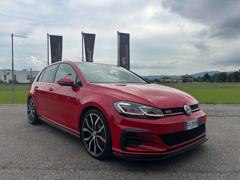 Volkswagen Golf GTI Golf VII 2017 5p 5p 2.0 tsi Performance 245cv dsg