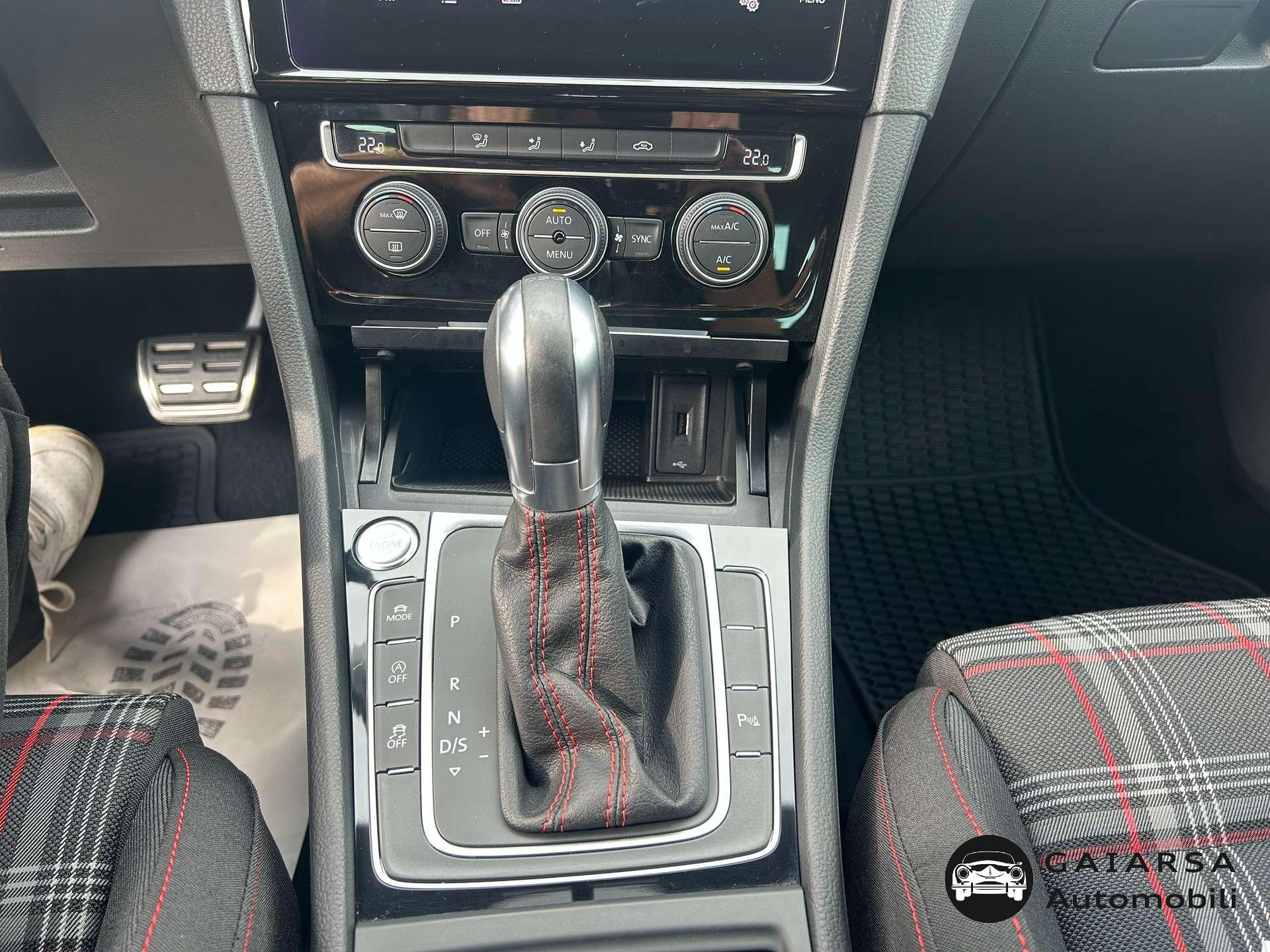 Volkswagen Golf GTI  Golf VII 2017 5p 5p 2.0 tsi Performance 245cv dsg