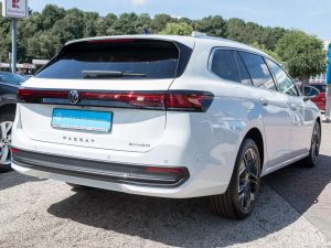 Volkswagen Passat  Passat Variant 1.5 tsi ehybrid Business 204cv dsg