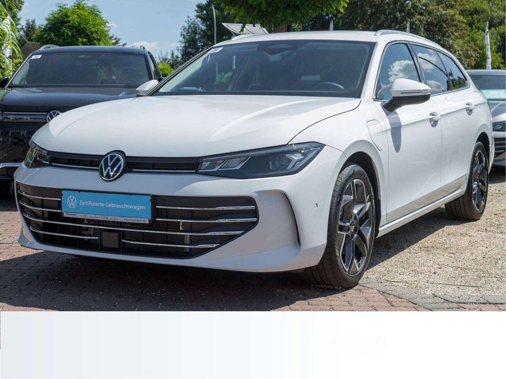 Volkswagen Passat  Passat Variant 1.5 tsi ehybrid Business 204cv dsg