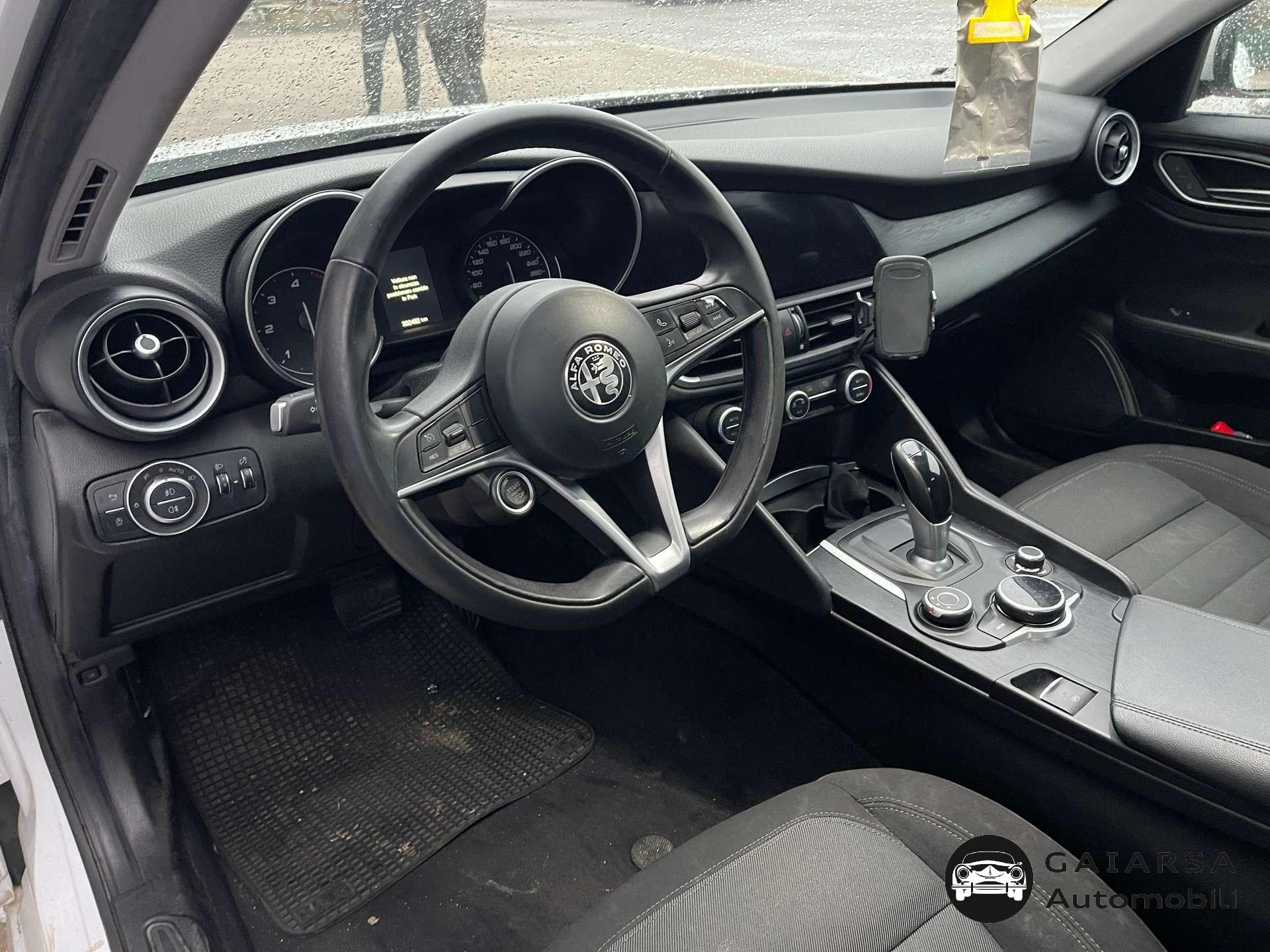 Alfa Romeo Giulia  Giulia 2016 2.2 t Business 150cv auto