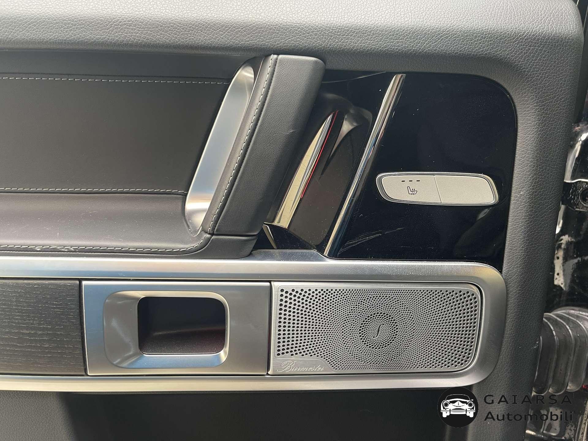 Mercedes-Benz G 400  G 400 d AMG Line 330cv auto