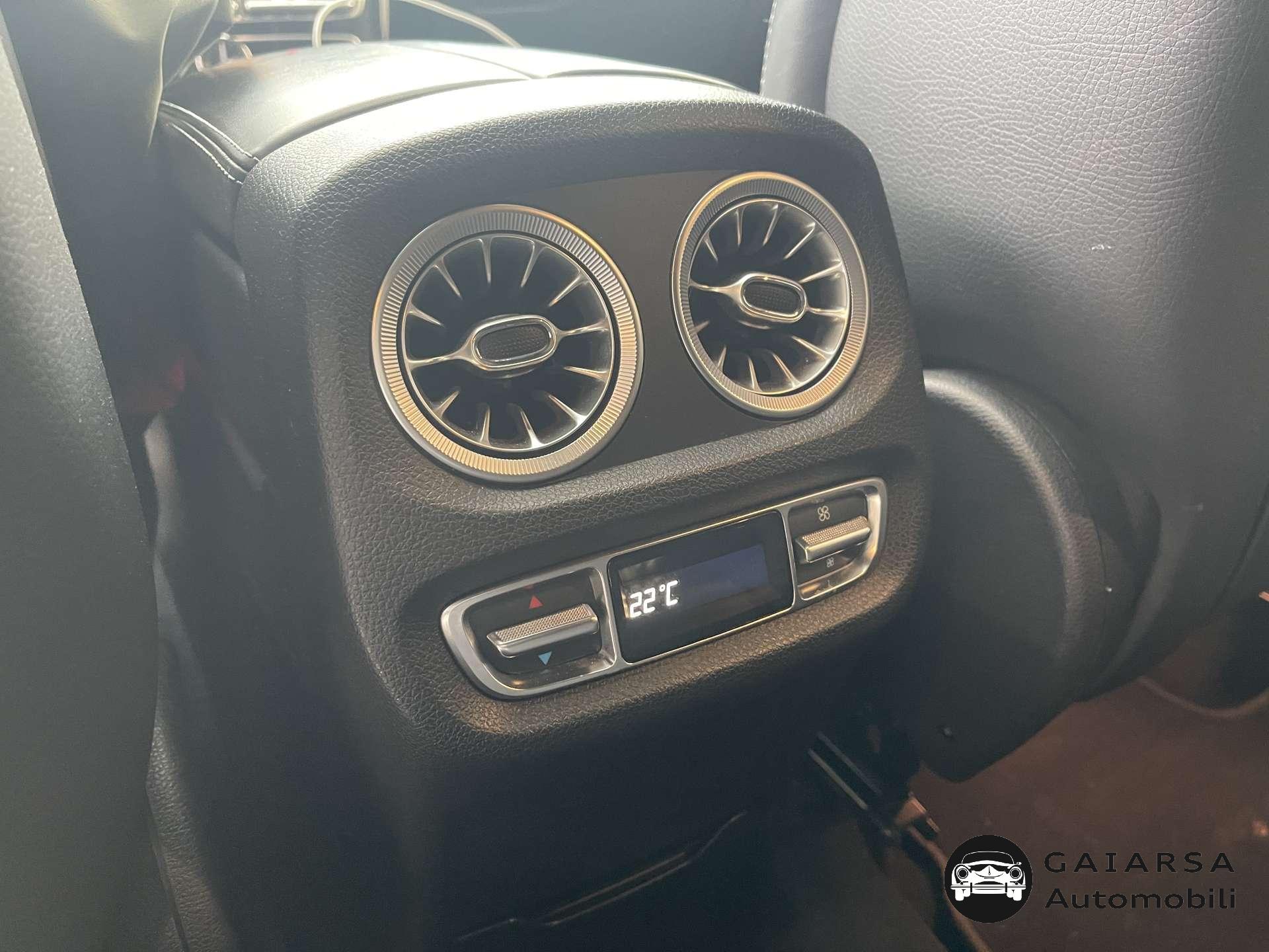 Mercedes-Benz G 400  G 400 d AMG Line 330cv auto