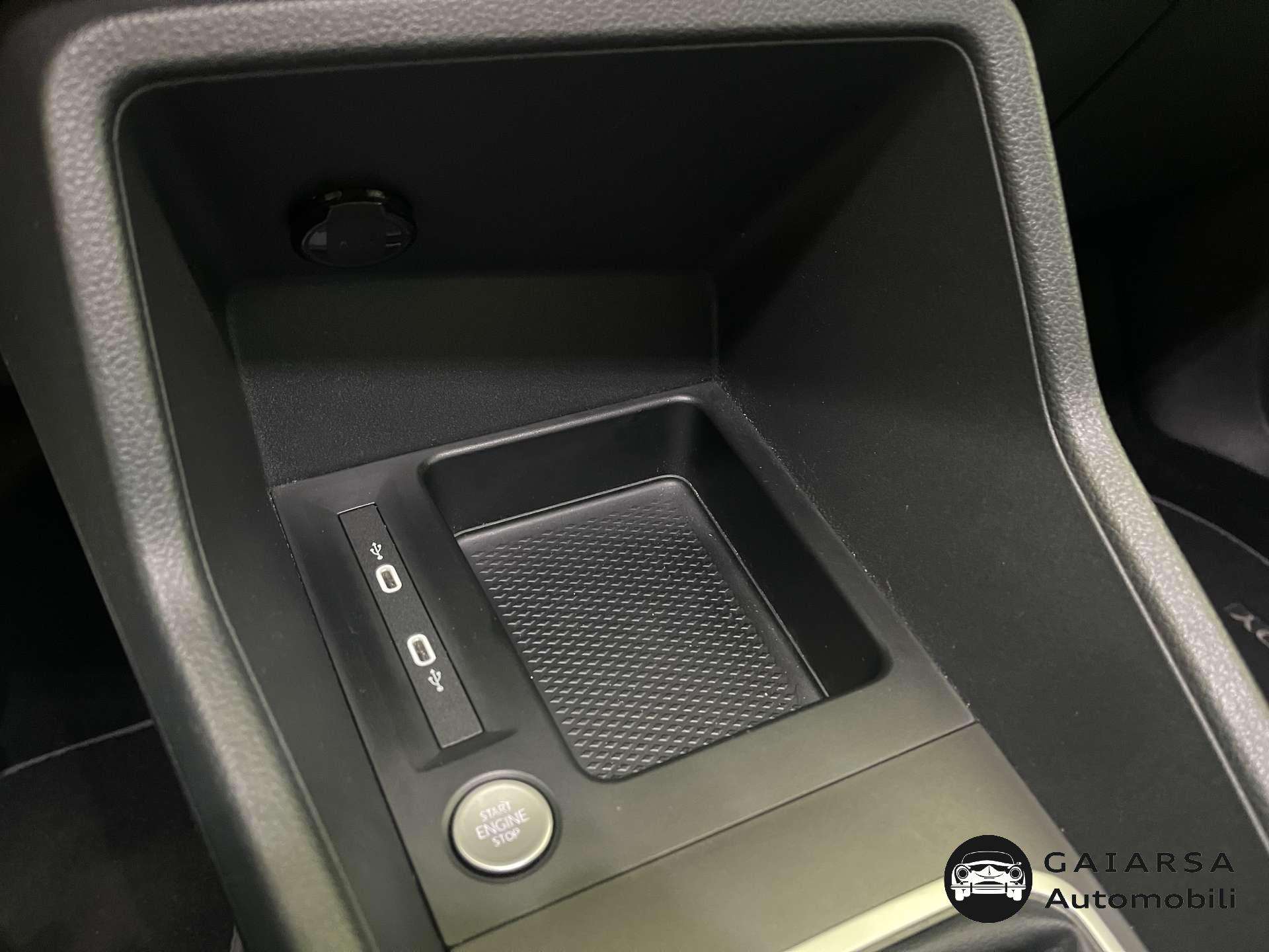 Volkswagen Caddy  2.0 TDI 4MOTION 5POSTI AUTOCARRO