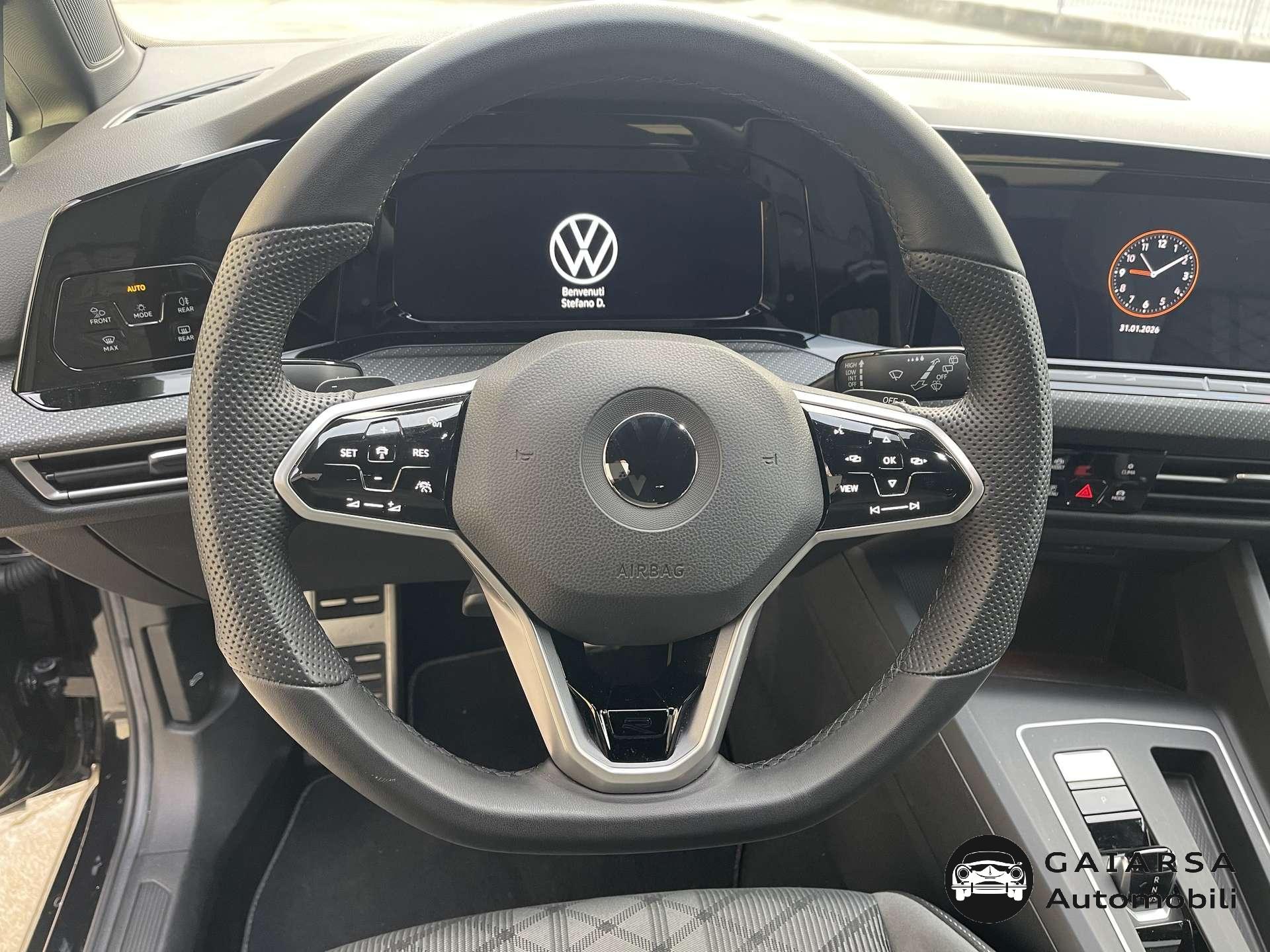 Volkswagen Golf  Golf VIII 1.5 etsi evo R-Line 150cv dsg