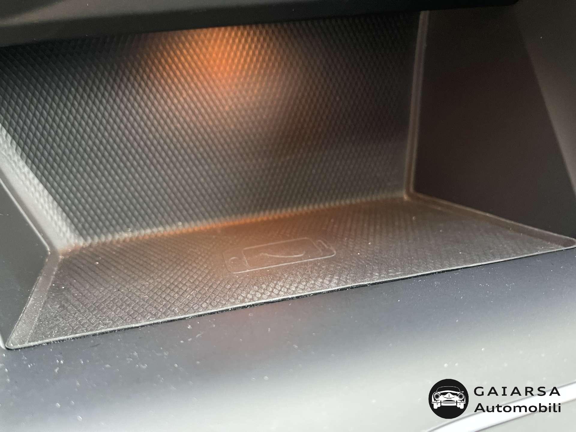 Volkswagen Golf  Golf VIII 1.5 etsi evo R-Line 150cv dsg