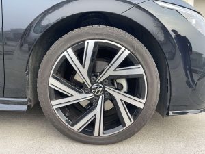 Volkswagen Golf  Golf VIII 1.5 etsi evo R-Line 150cv dsg