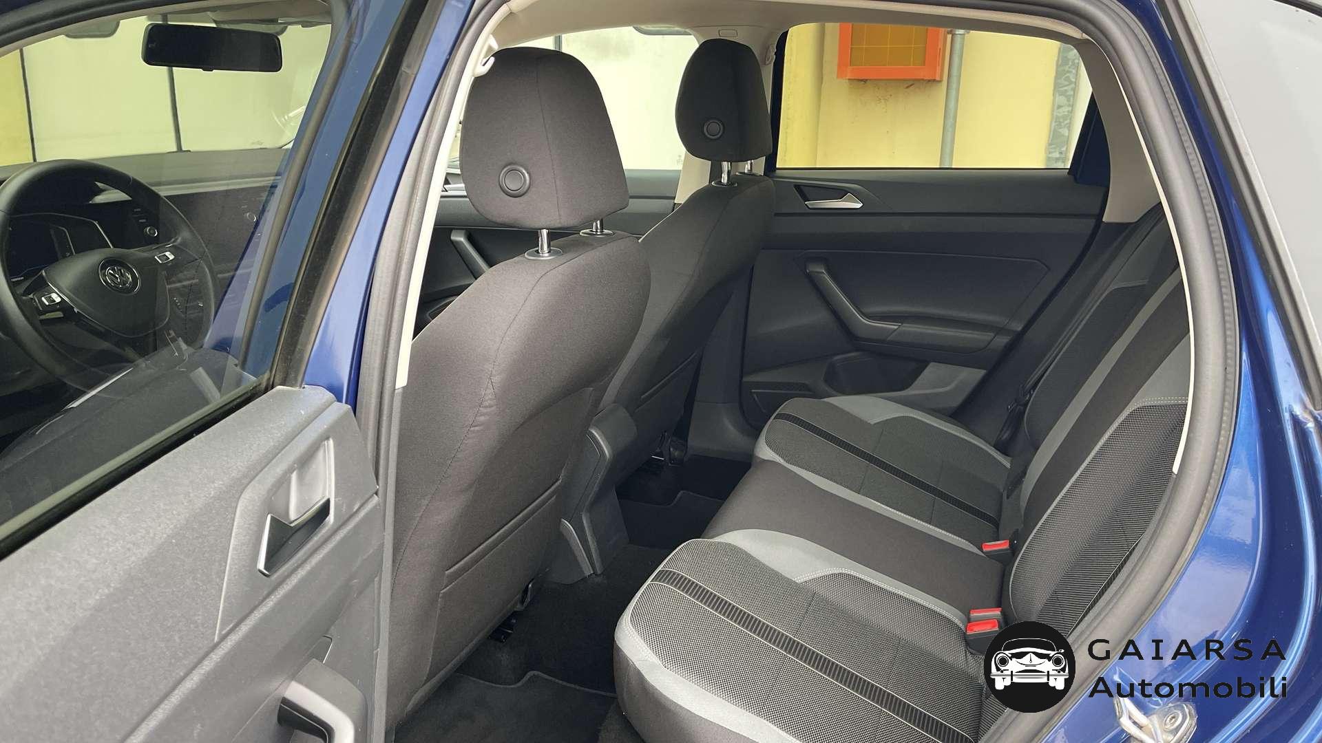 Volkswagen Polo  Polo 5p 1.0 tsi Highline 115cv dsg R-LINE