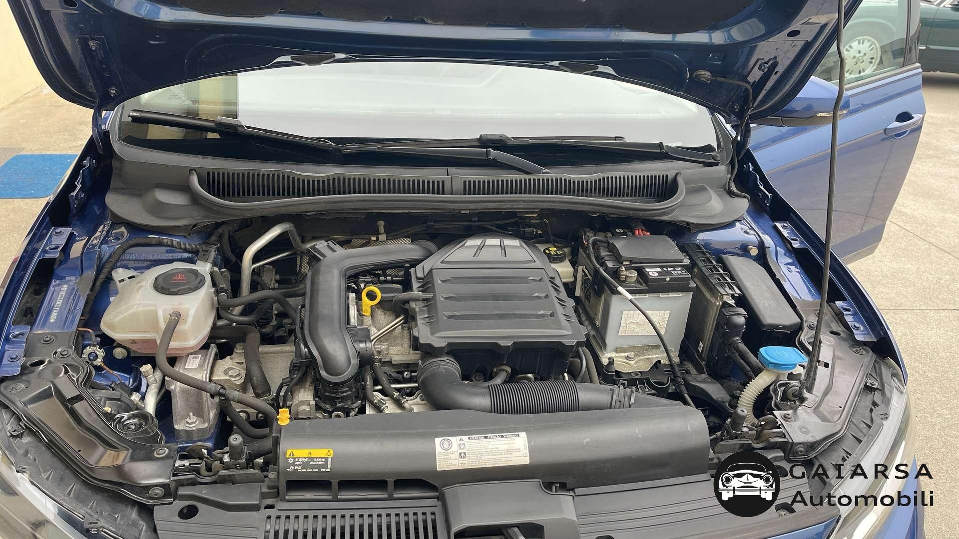 Volkswagen Polo  Polo 5p 1.0 tsi Highline 115cv dsg R-LINE