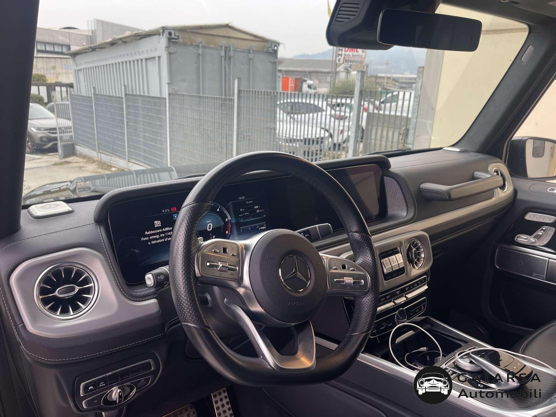 Mercedes-Benz G 400  G 400 d AMG Line 330cv auto