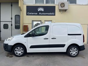 Peugeot Partner  Autocarro 3posti “”DOPPIA PORTA””