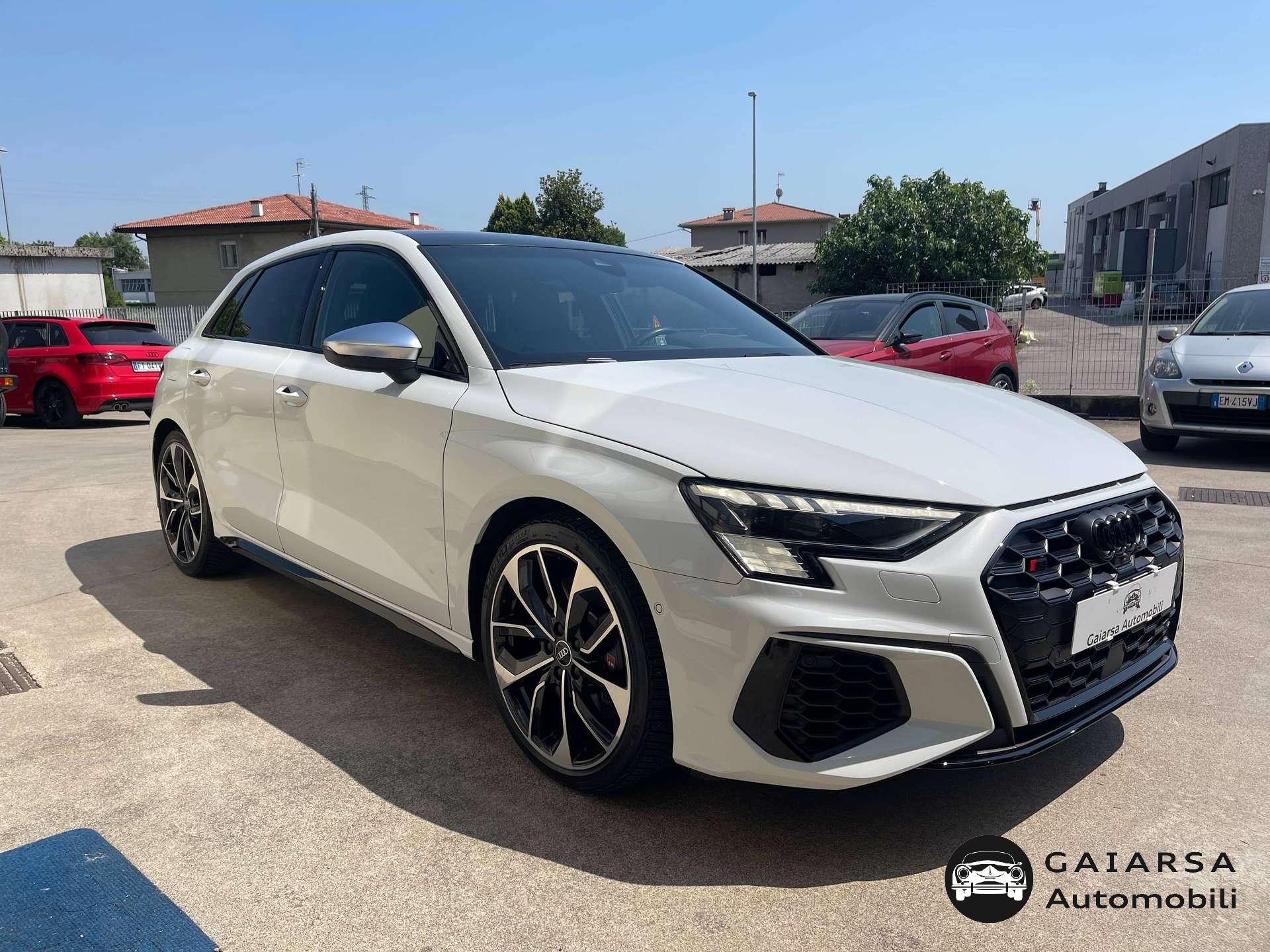 Audi S3  S3 Sportback 2.0 tfsi Sport Attitude quattro s-tro