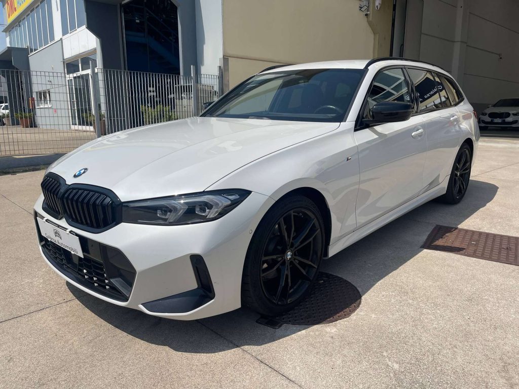 BMW 320  Serie 3 G21 Touring 320d Touring mhev 48V xdrive M