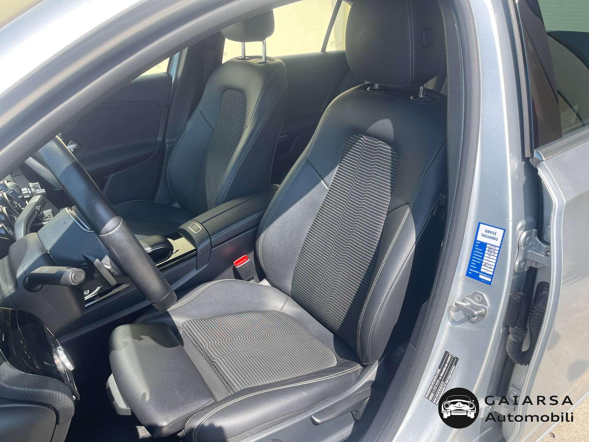 Mercedes-Benz A 180  A 180 d Sport auto