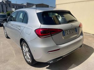 Mercedes-Benz A 180  A 180 d Sport auto