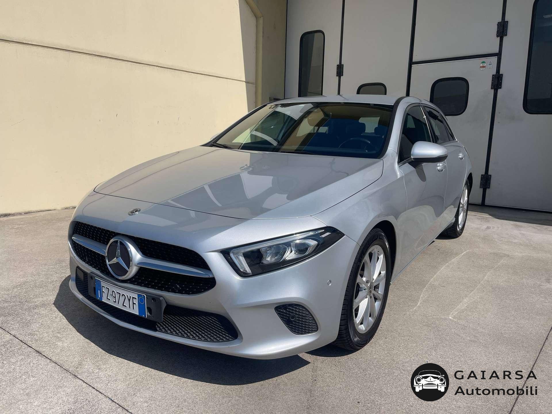 Mercedes-Benz A 180  A 180 d Sport auto