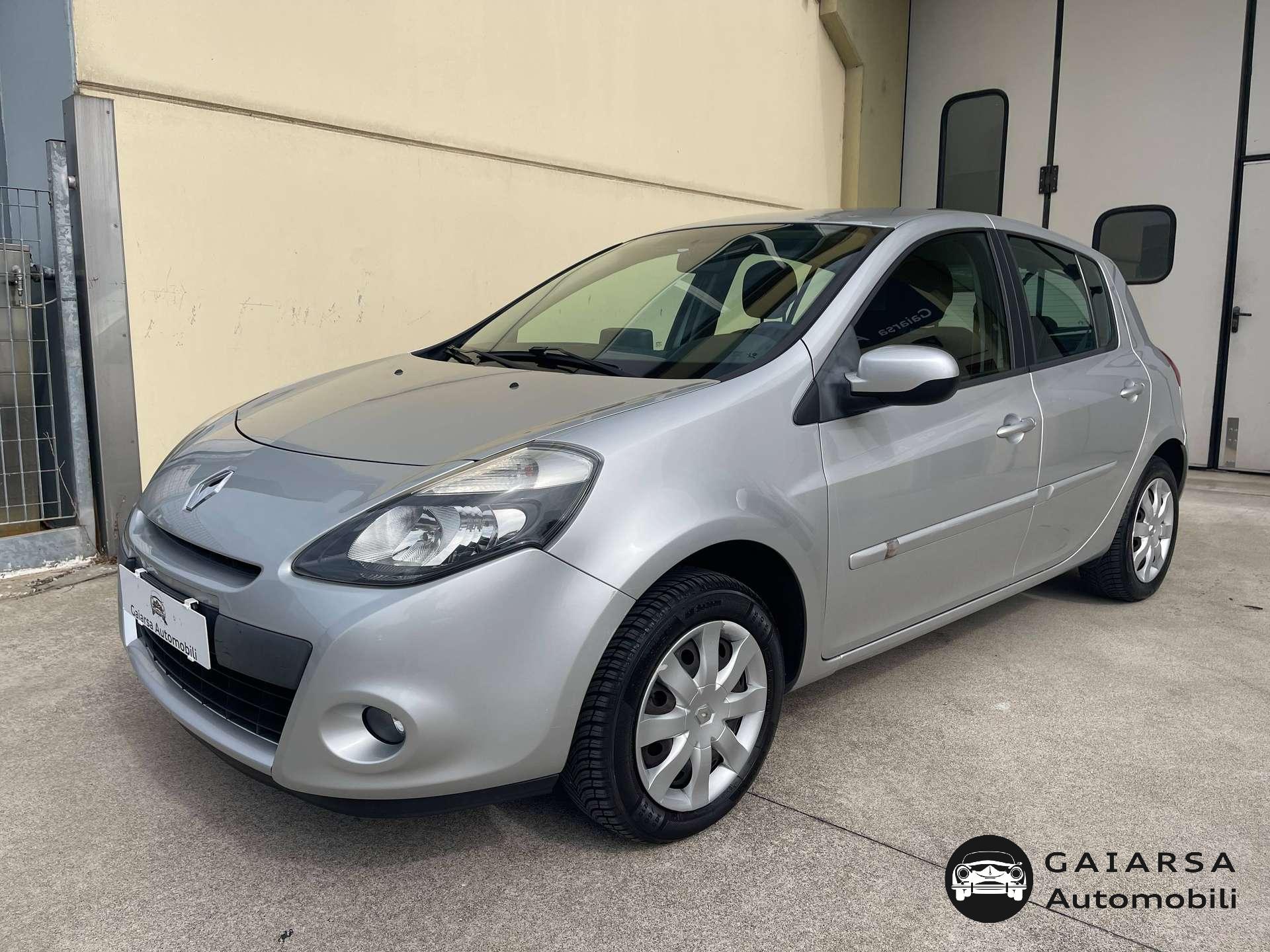 Renault Clio  Clio III 2009 5p 1.2 16v Dynamique
