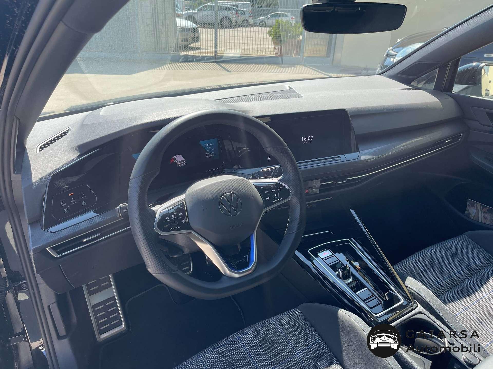 Volkswagen Golf GTE  Golf VIII 1.4 dsg GTE